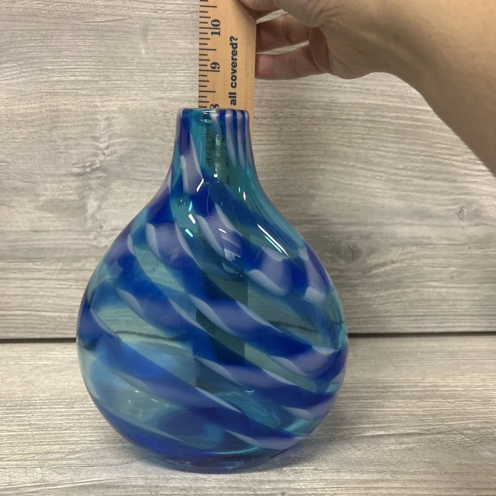 Crate & Barrel MYKONOS GLASS Vase -‎ 8" Blown Glass Art Vase Small A5 - Picture 6 of 7